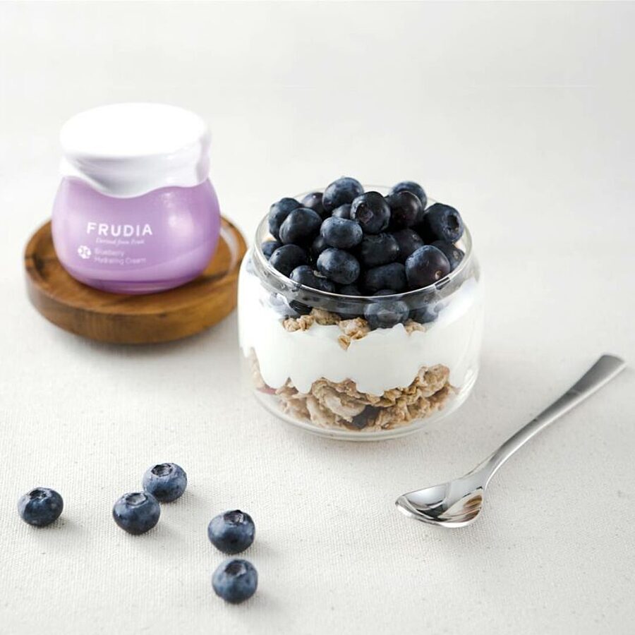 FRUDIA Blueberry Intensive Hydrating Cream Крем для лица увлажняющий с черникой