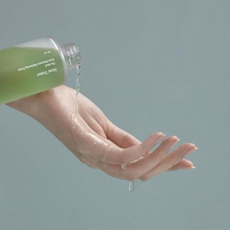 CELIMAX Celimax The Real Noni Moisture Balancing Toner, 150мл. Celimax Тонер для лица увлажняющий с 80,1% эктрактом нони