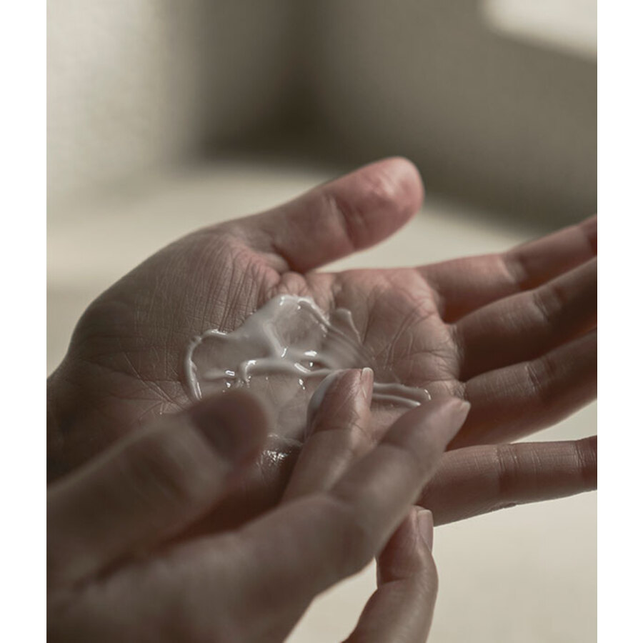 DEAR, KLAIRS Daily Comfort Hand Cream, 370г Крем для рук увлажняющий без запаха