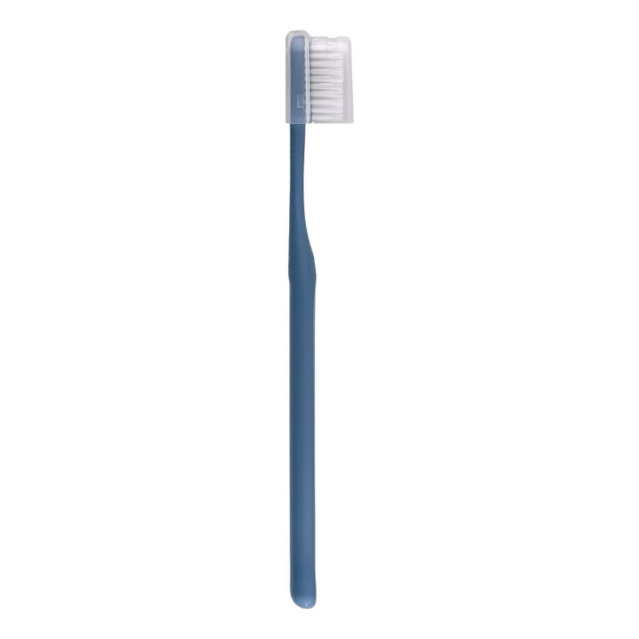 DENTAL CARE Nano Silver Pectrum Toothbrush, 1шт Dental Care Щетка зубная c наночастицами серебра и двойной щетиной, средней жесткости и мягкой, цвет серый