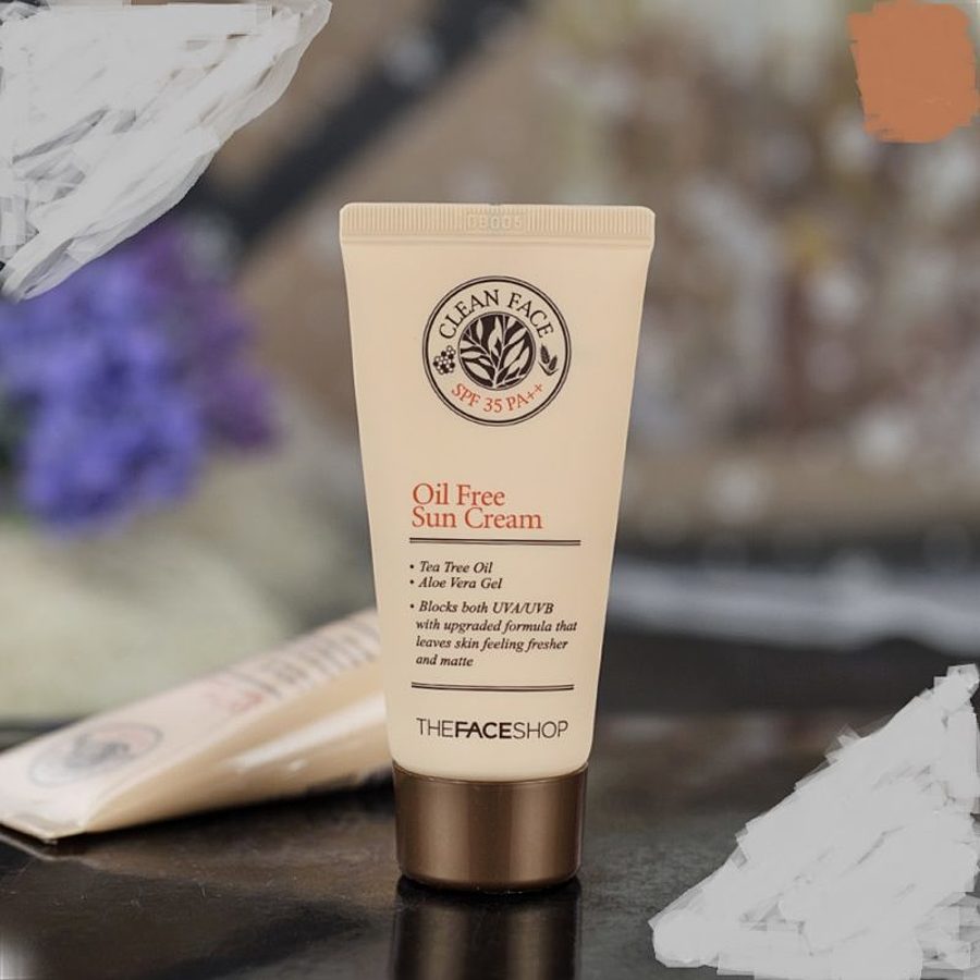 THE FACE SHOP Clean Face Oil Control BB Cream, 35мл. Матирующий BB-крем для жирной кожи